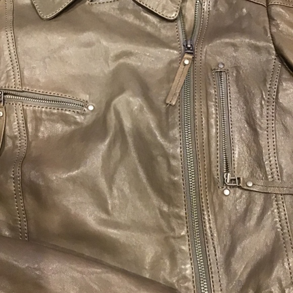 Women leather jacket - Picture 9 of 10